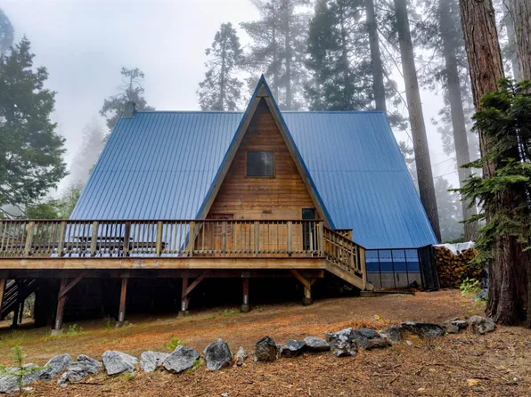 41864 Linnet Ln, Shaver Lake, CA 93664