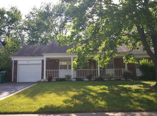 691 Woodhollow Ln, Buffalo Grove, IL