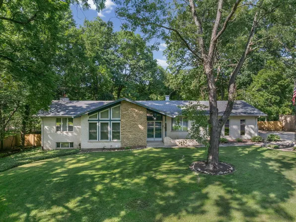 2417 Mayfair Dr, Joliet, IL 60433
