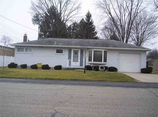 208 Sylers Ln, North Manchester, IN