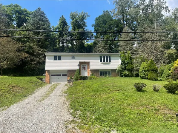 217 Valley Rd, Canonsburg, PA 15317