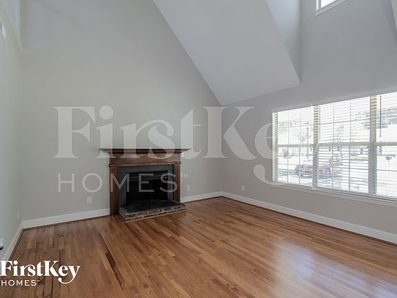 4th image of 3612 Cedarbark Dr
