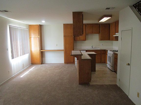 3rd image of 12630 Mitchell Ave #4