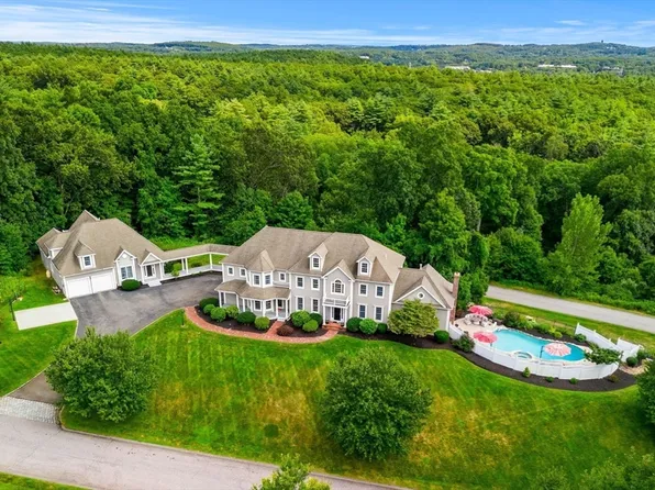 32 & 34 Autumn Ridge Rd, Berlin, MA 01503