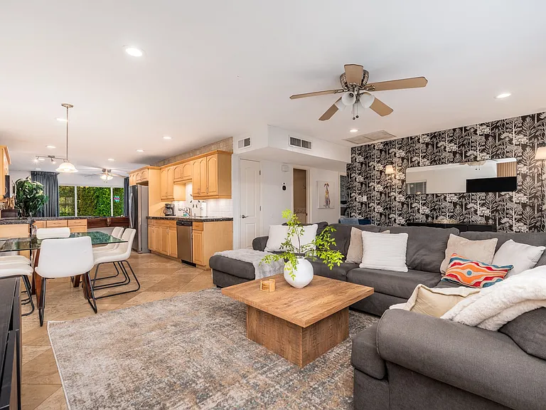 8356 E Avalon Dr — Photo 13