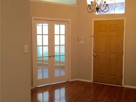 2nd image of 6917 Highland Crest Ln