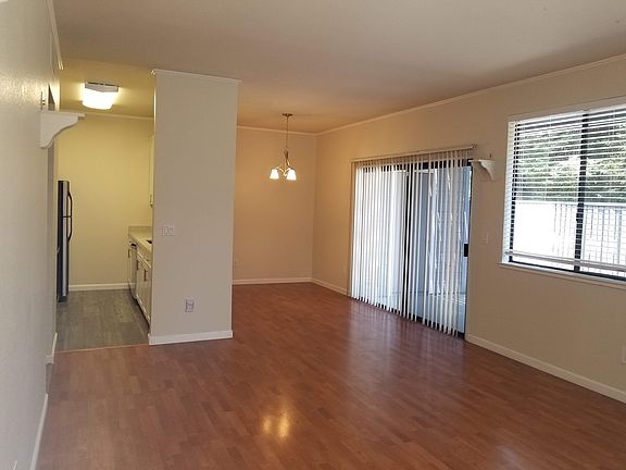 2nd image of 7120 Cross Creek Cir APT B