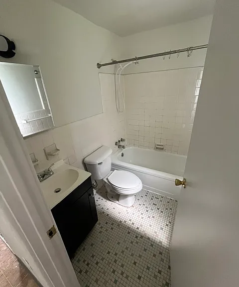 5 W North St #7 — Photo 6