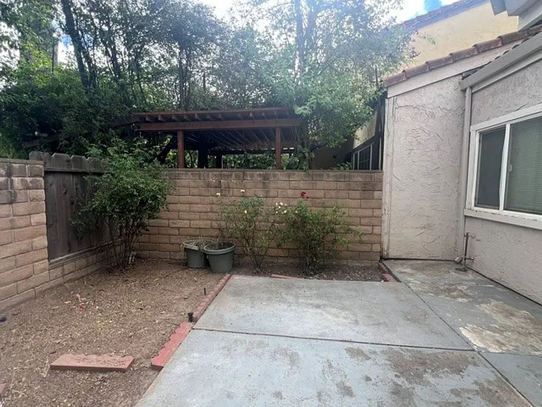 2220 Jason Way — Photo 4