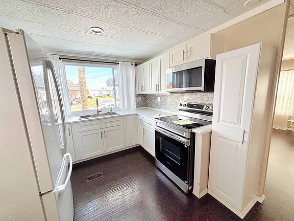 2nd image of 7100 Ulmerton Rd Lot 835