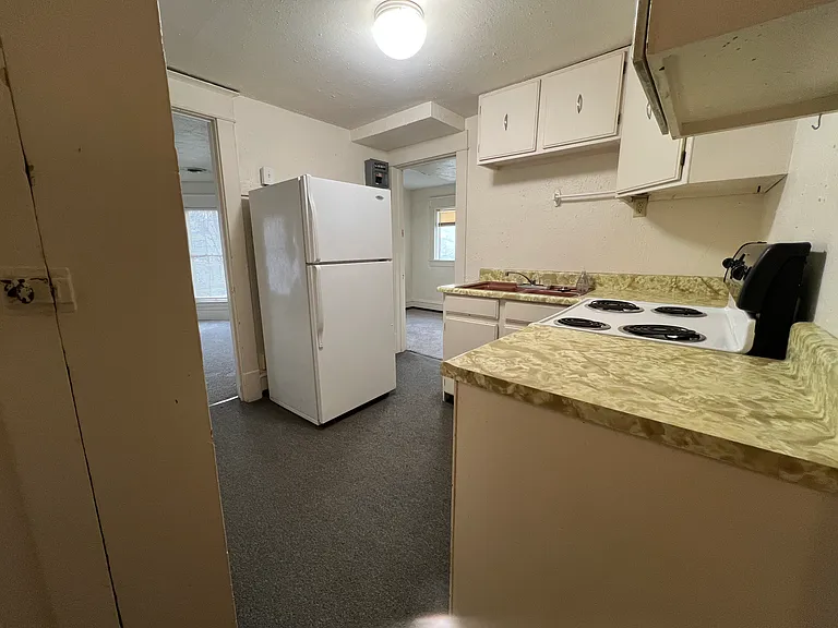 105 Yellowstone Ave #3 — Photo 6