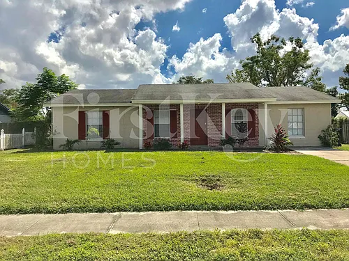 660 Flagler Dr Photo 1