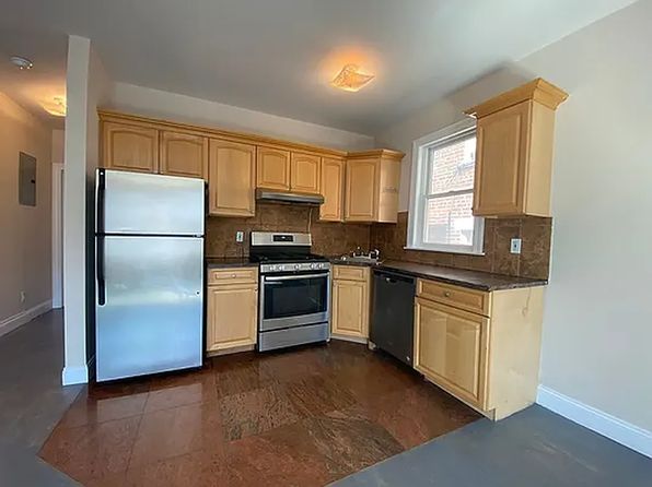 31-22 46th St #1A