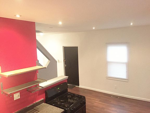 4th image of 1618 Hughes St APT 4