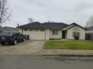 1747 Louise Ave, Medford, OR 97501
