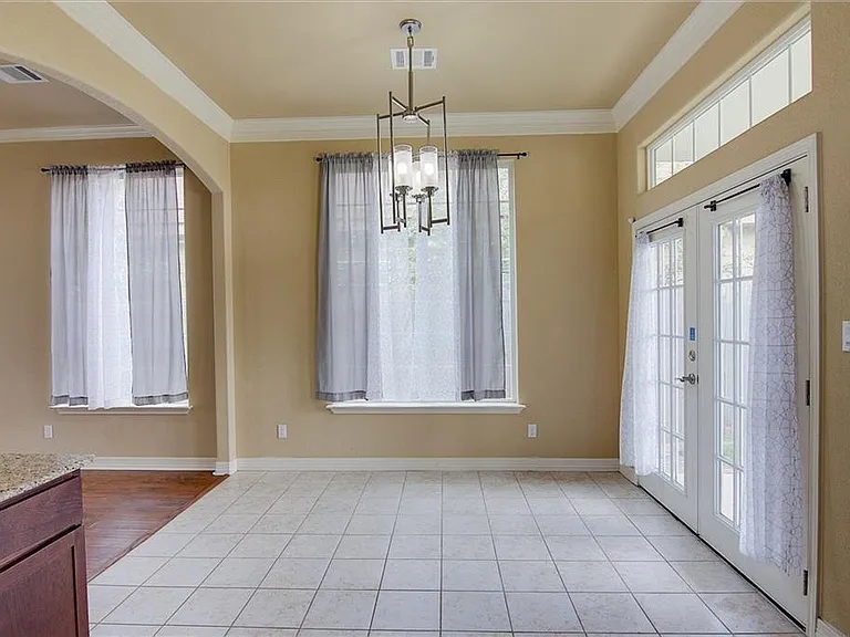 221 Geode Ln — Photo 14