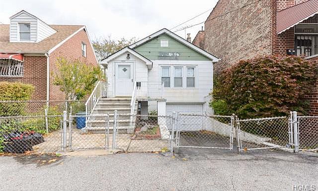 1st image of 3426 Grace Ave