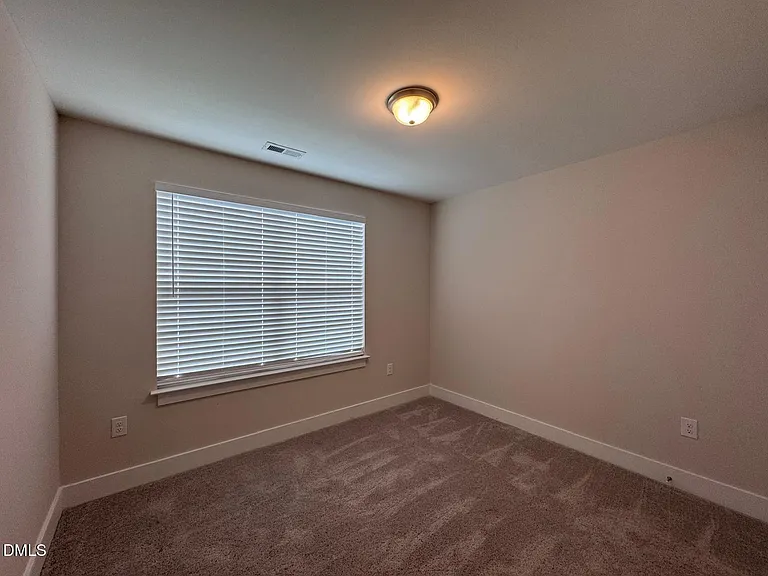 836 Pryor St — Photo 31