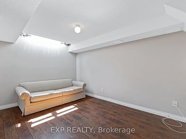 117 Mugford Rd — Photo 23
