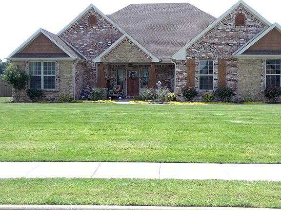 2nd image of 447 Waterfalls Dr