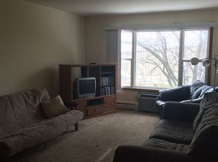 1018 Mayfair Ave APT 26, Madison, WI 53714