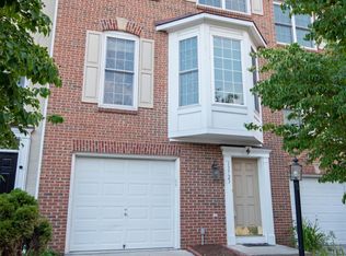 13723 Maple Sugar Ln, Herndon, VA 20171