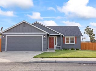 2701 NE 5th St, Redmond, OR 97756