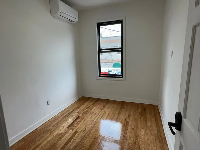 36-46 11th St #2 — Photo 11