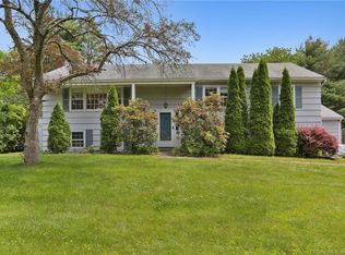 54 Chestnut Hill Rd, Norwalk, CT 06851