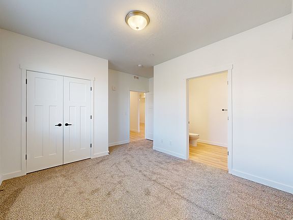 3rd image of 1136 S 250 W Unit 206
