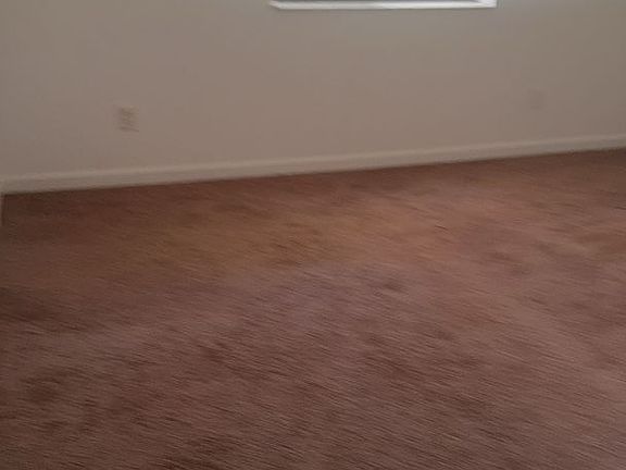 5th image of 421 Mercury Ave SE APT 2