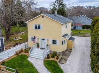 567 Elm St, Dartmouth, MA 02748