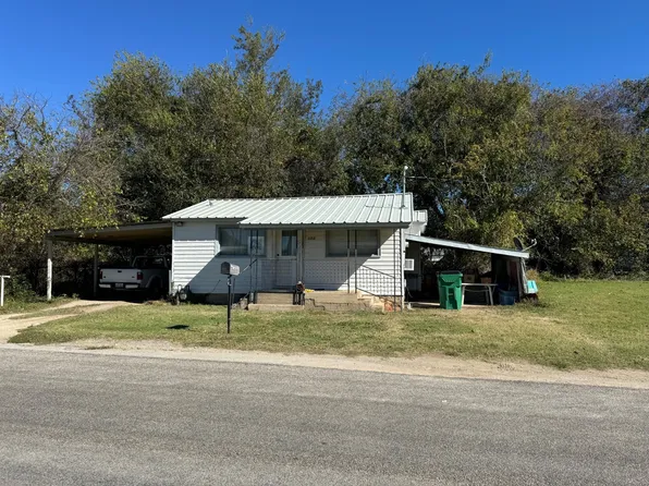 555 S Belknap St, Stephenville, TX 76401