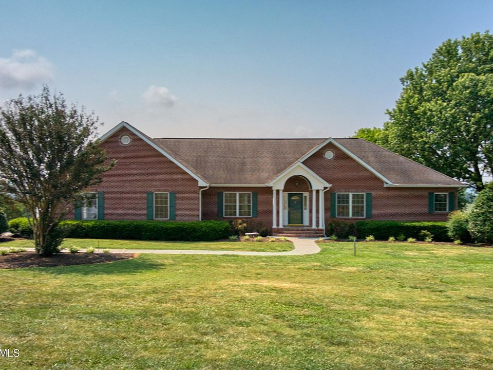 1st image of 1421 Laurel Hills Cir