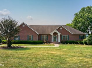 1421 Laurel Hills Cir, Jefferson City, TN 37760