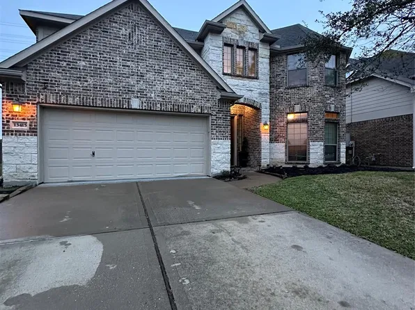 13415 Sunset Bay Ln, Pearland, TX 77584