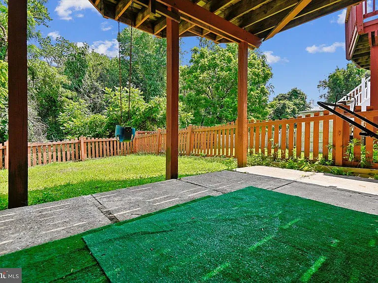 17 Ruddington Ct — Photo 9