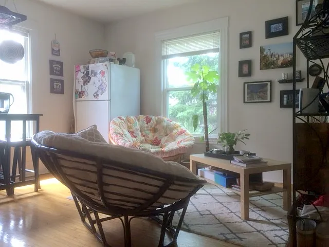1 bed, 560 sqft, $950 — Photo 3