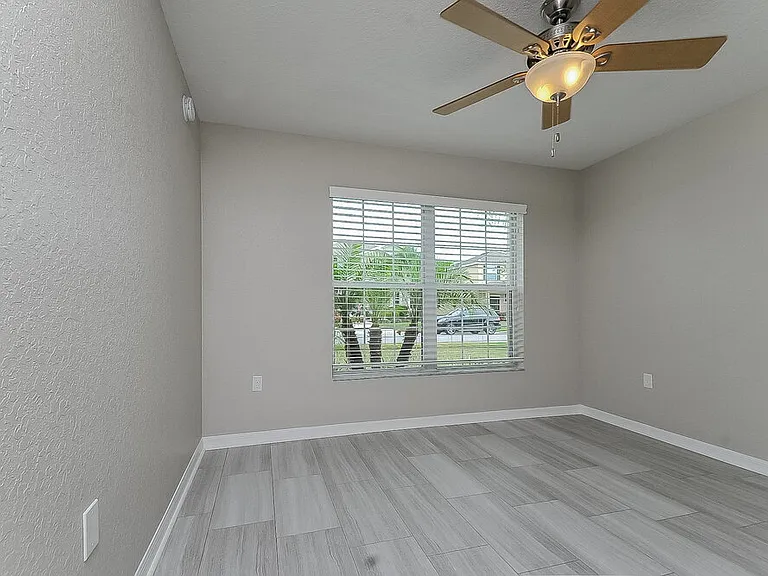 6111 Evansbrook Dr — Photo 12
