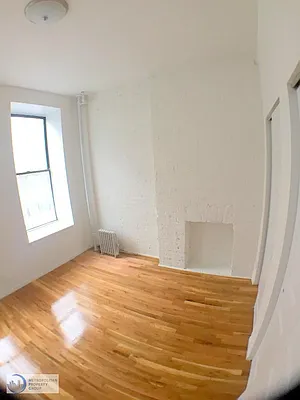 Rented by Metropolitan Property Group | media 12
