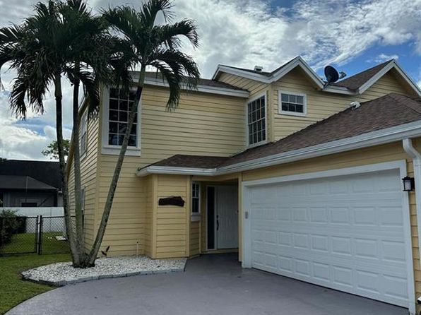 13098 Quiet Woods Rd APT A