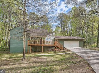 362 Summit Ridge Dr, Lawrenceville, GA 30046