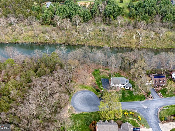 3rd image of 0 Manor Dr
