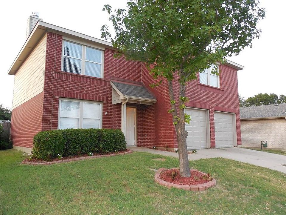 1st image of 1586 Chivalry Ln
