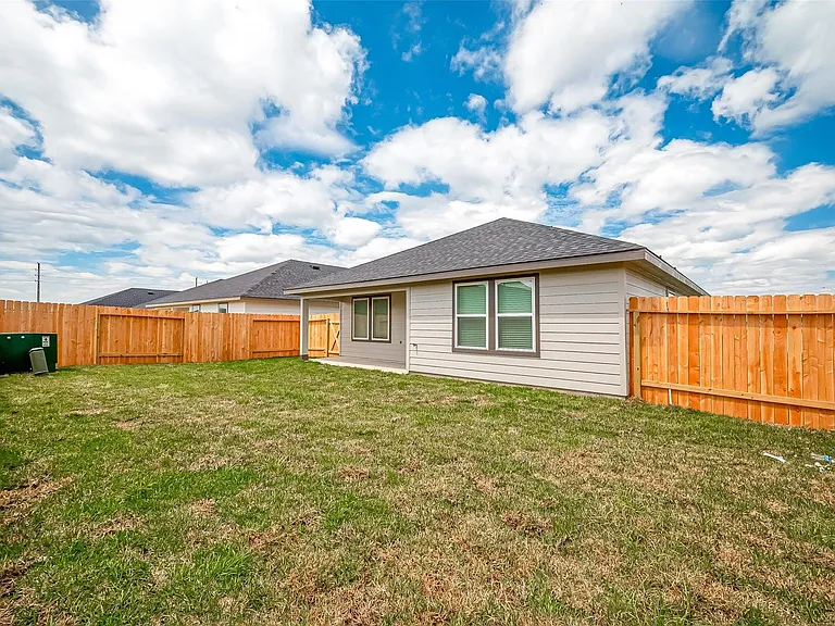 1018 Fringed Bluestar Dr — Photo 46
