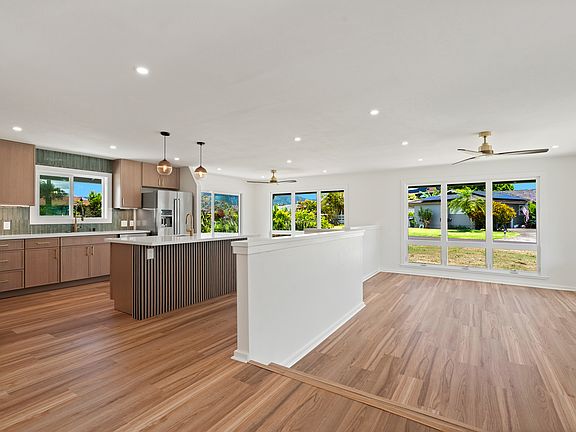 3rd image of 6466 Kaahele St