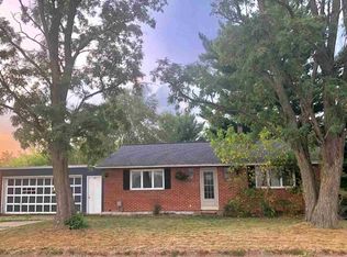 607 E 5th St, Neillsville, WI 54456