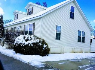 932 9th St, Northfield, IL 60093