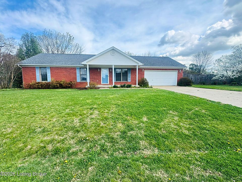 1st image of 2806 Oakwood Dr