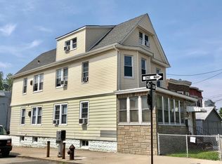 124-16 15th Ave, College Point, NY 11356